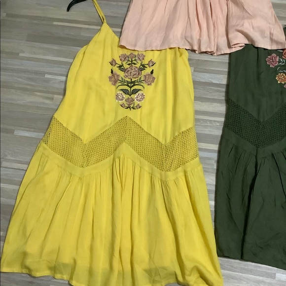 3 NEW Wonderly Dresses With lining, sleeveless MEDIUM, viscose, polyester - Picture 2 of 13